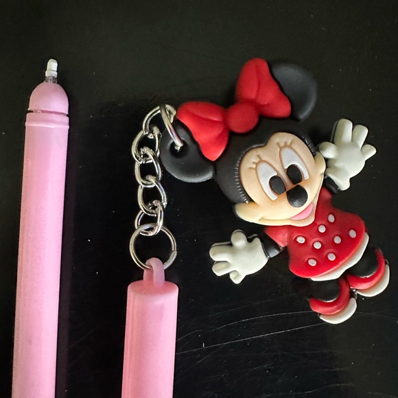 Minnie and Mickey gel pens - Picture 3 of 4